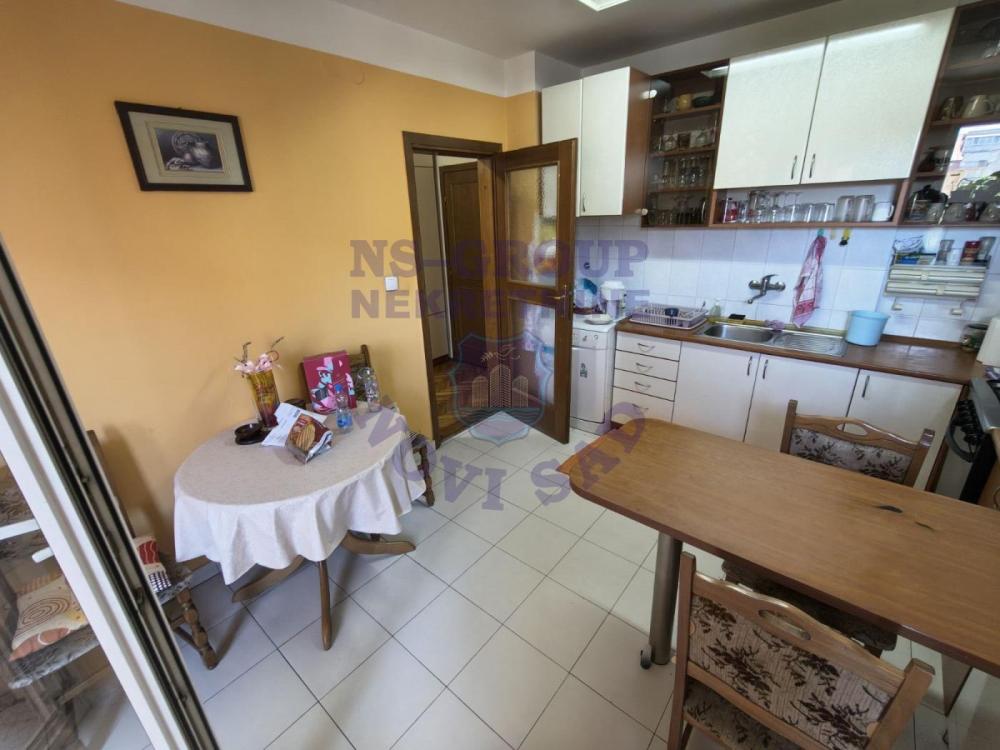 Slika 4 - Odličan stan sa 3 spavaće sobe na Novoj Detelinari! 99m2